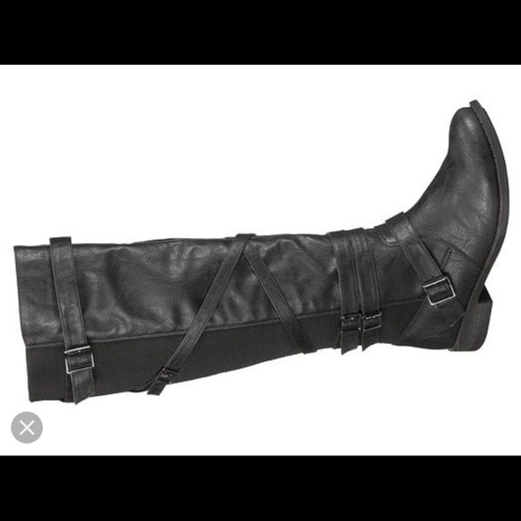 **ISO** BLACK RIDING BOOTS - Picture 2 of 7
